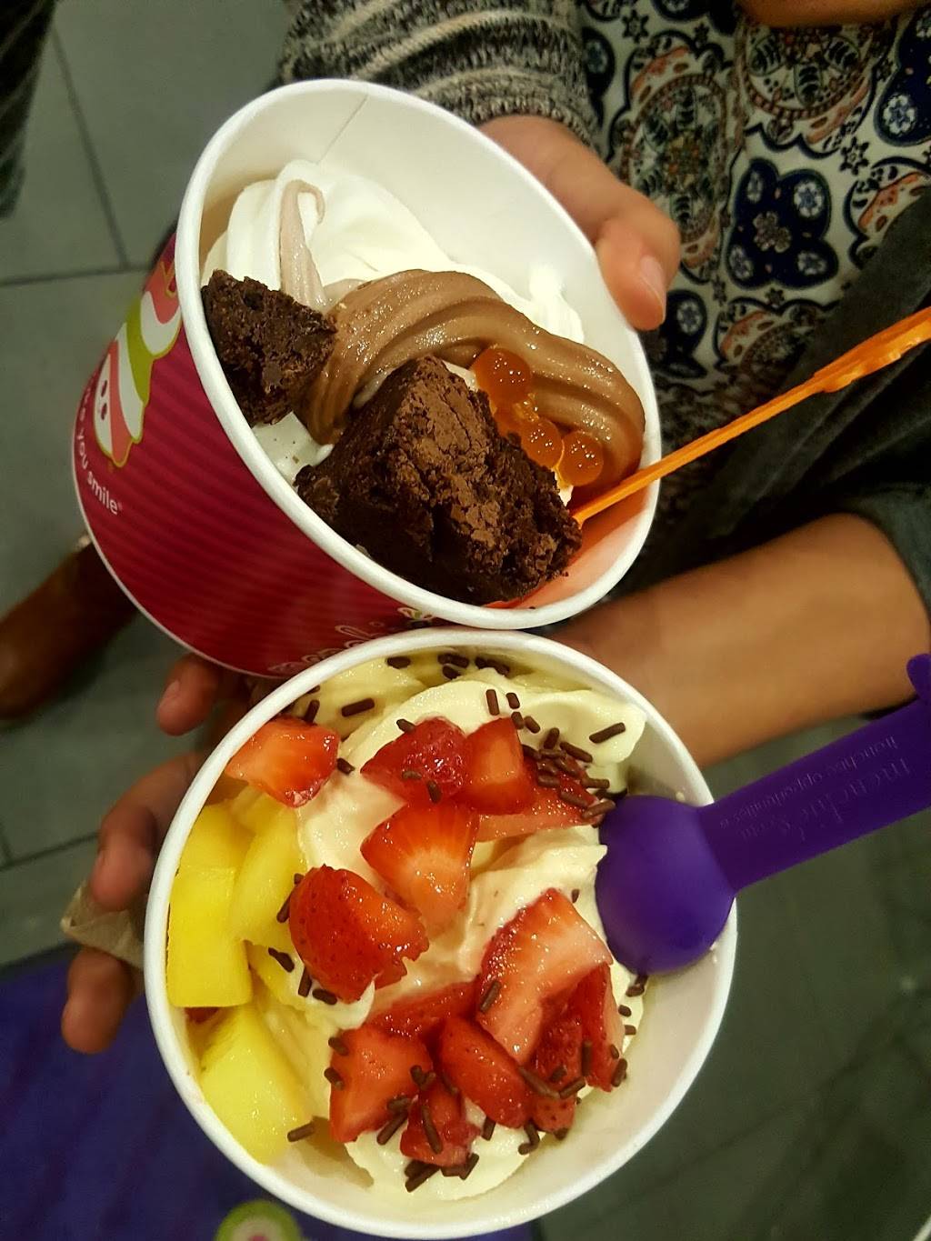 Menchies Frozen Yogurt | bakery | 6001 Winter Haven Dr NW, Albuquerque, NM 87120, USA | 5058992299 OR +1 505-899-2299