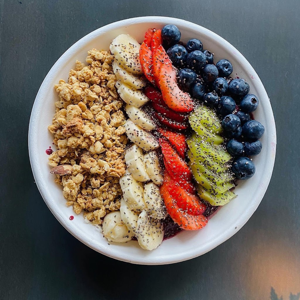 DiPrinzios Kitchen & Cocktails | restaurant | 428 Riverside Dr Suite 1, Clayton, NY 13624, USA | 3152855215 OR +1 315-285-5215