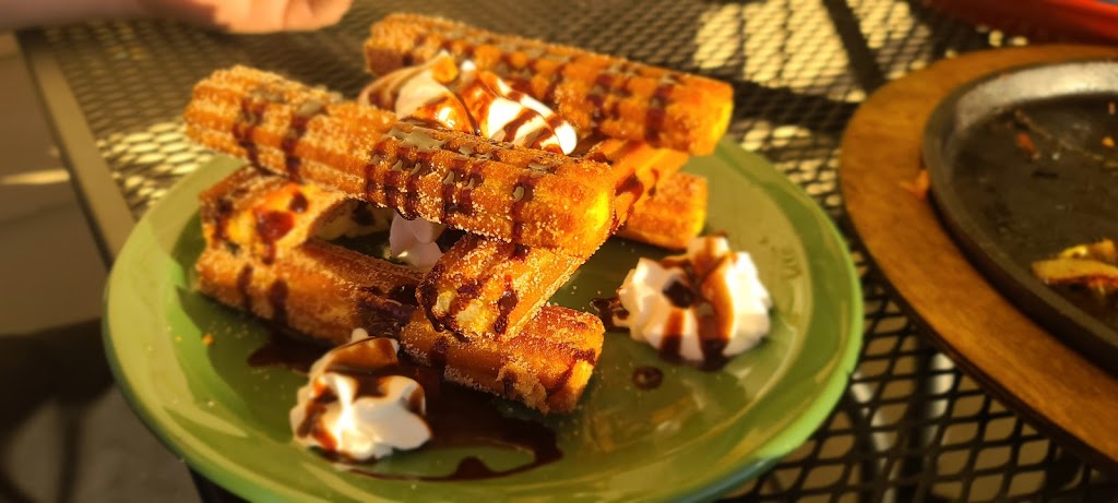 Cactus Cantina Foley | restaurant | 1605 S McKenzie St, Foley, AL 36535, USA | 2519439070 OR +1 251-943-9070