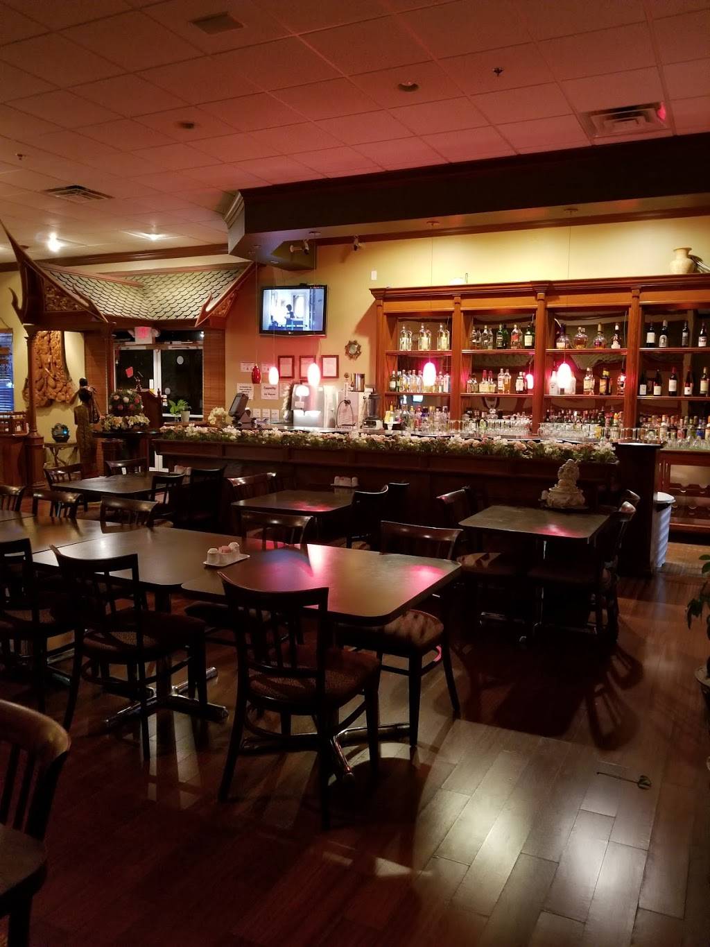 LucKi Thai Bistro | restaurant | 7835 S Rainbow Blvd ste 1, Las Vegas, NV 89139, USA | 7026144805 OR +1 702-614-4805