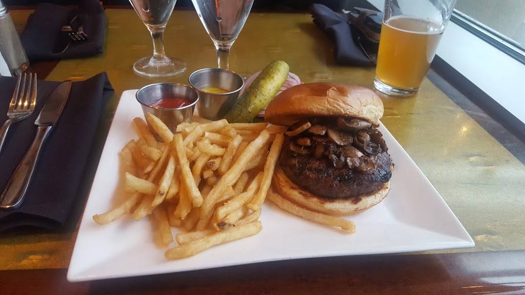 Liberty Tavern | restaurant | 1001 Cass St, Omaha, NE 68102, USA | 4029984321 OR +1 402-998-4321