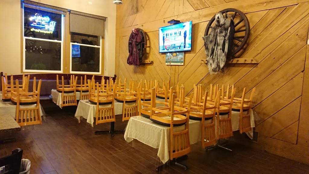 La Flama De Oro | restaurant | 746 S Lincoln Ave, Aurora, IL 60505, USA | 6302647191 OR +1 630-264-7191