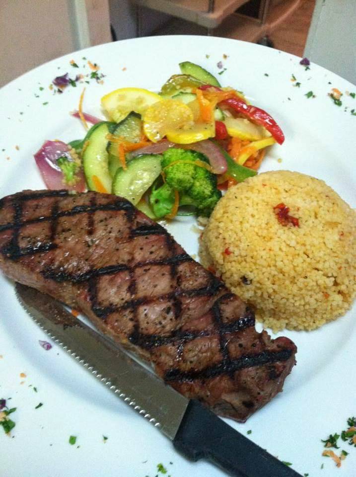 Sunset Bar & Grille | restaurant | 2140 Gunter Ave, Guntersville, AL 35976, USA | 2562640141 OR +1 256-264-0141