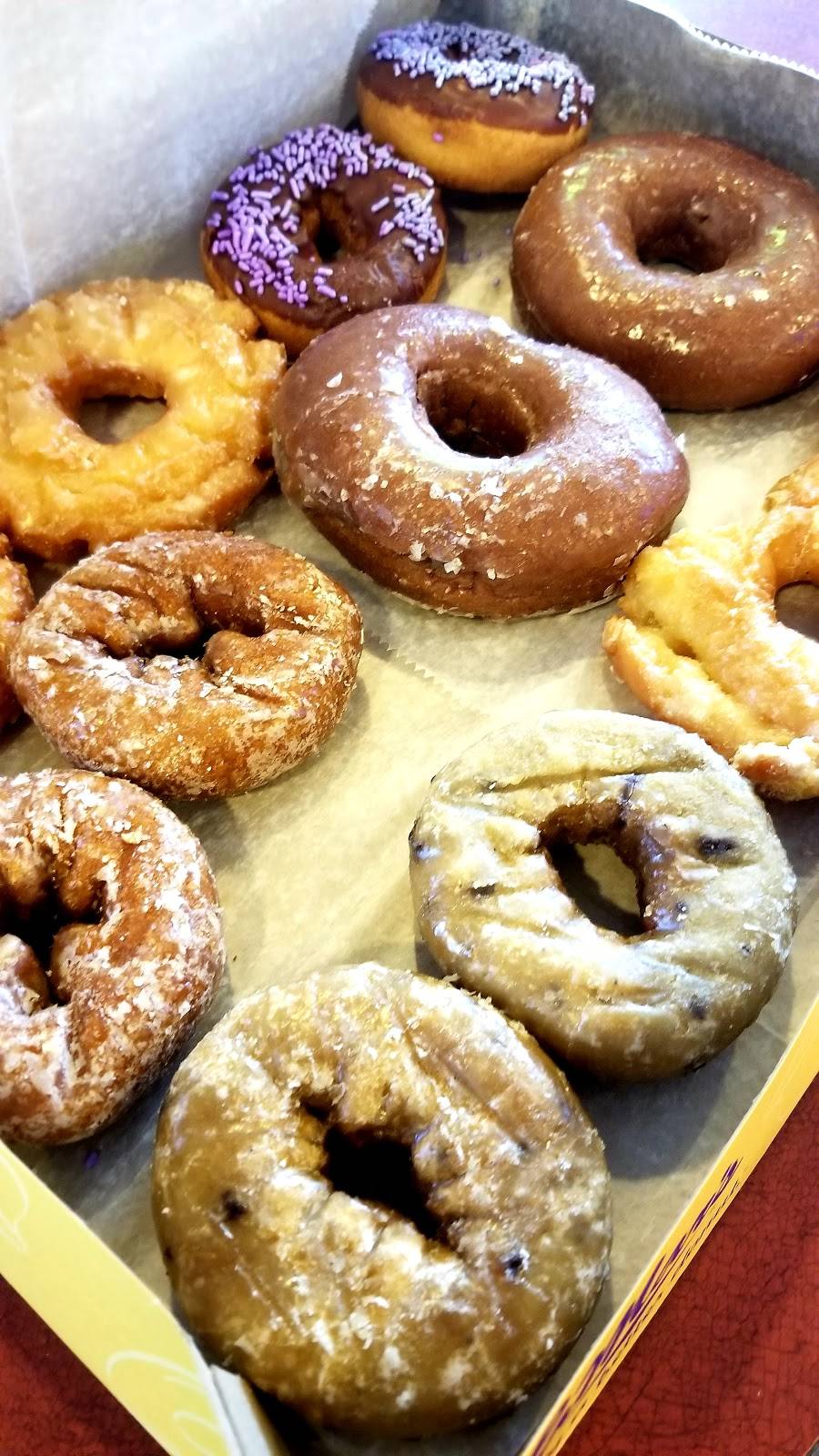 LaMars Donuts and Coffee | bakery | 1101 W Drake Rd #1, Fort Collins, CO 80526, USA | 9702232131 OR +1 970-223-2131