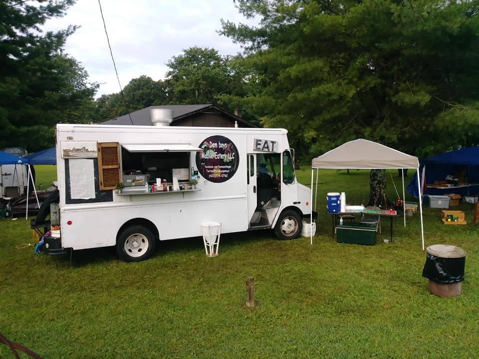 Dem boys mobile eatery LLC | restaurant | 317 Signal Mountain Rd, Chattanooga, TN 37405, USA | 4234321380 OR +1 423-432-1380