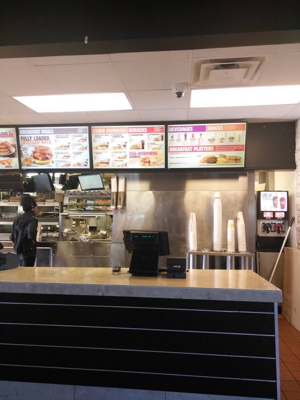 Burger King | restaurant | 3275 Refugee Rd, Columbus, OH 43232, USA | 6142310060 OR +1 614-231-0060