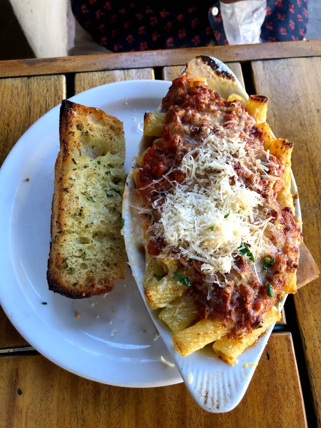 Paesanos Midtown | restaurant | 1806 Capitol Ave, Sacramento, CA 95811, USA | 9164478646 OR +1 916-447-8646