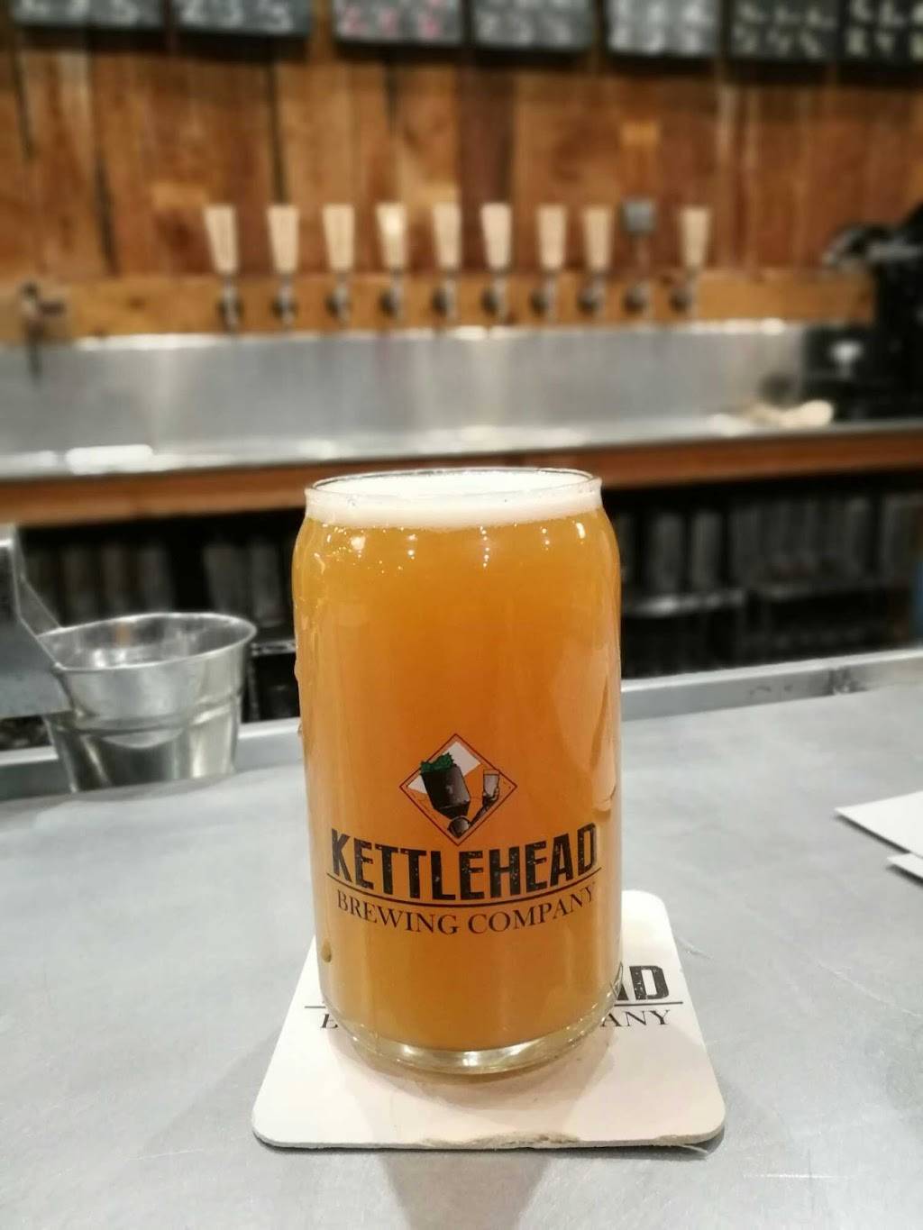 Kettlehead Brewing Company | restaurant | 407 W Main St, Tilton, NH 03276, USA | 6032868100 OR +1 603-286-8100