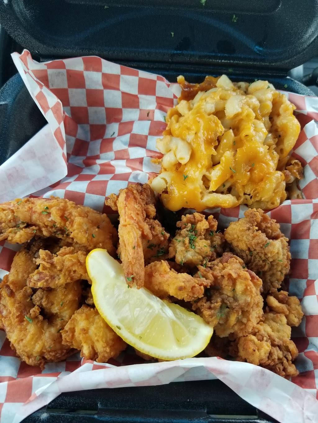 Garlic Crabs On Wheels | restaurant | 5101 Ashley Phosphate Rd Suite 118, North Charleston, SC 29418, USA | 8432974689 OR +1 843-297-4689