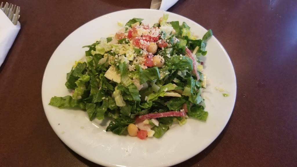 Mama Stortinis Restaurant & Bar | restaurant | 3207 E Main Ave, Puyallup, WA 98372, USA | 2538457569 OR +1 253-845-7569