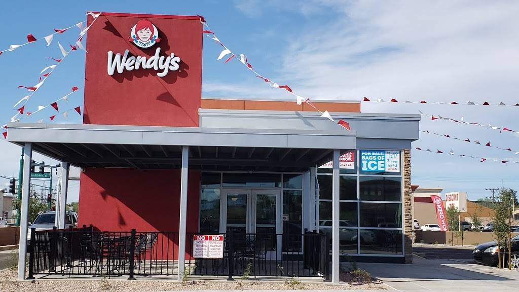 Wendys | restaurant | 2225 W Camelback Rd, Phoenix, AZ 85015, USA | 6026122122 OR +1 602-612-2122