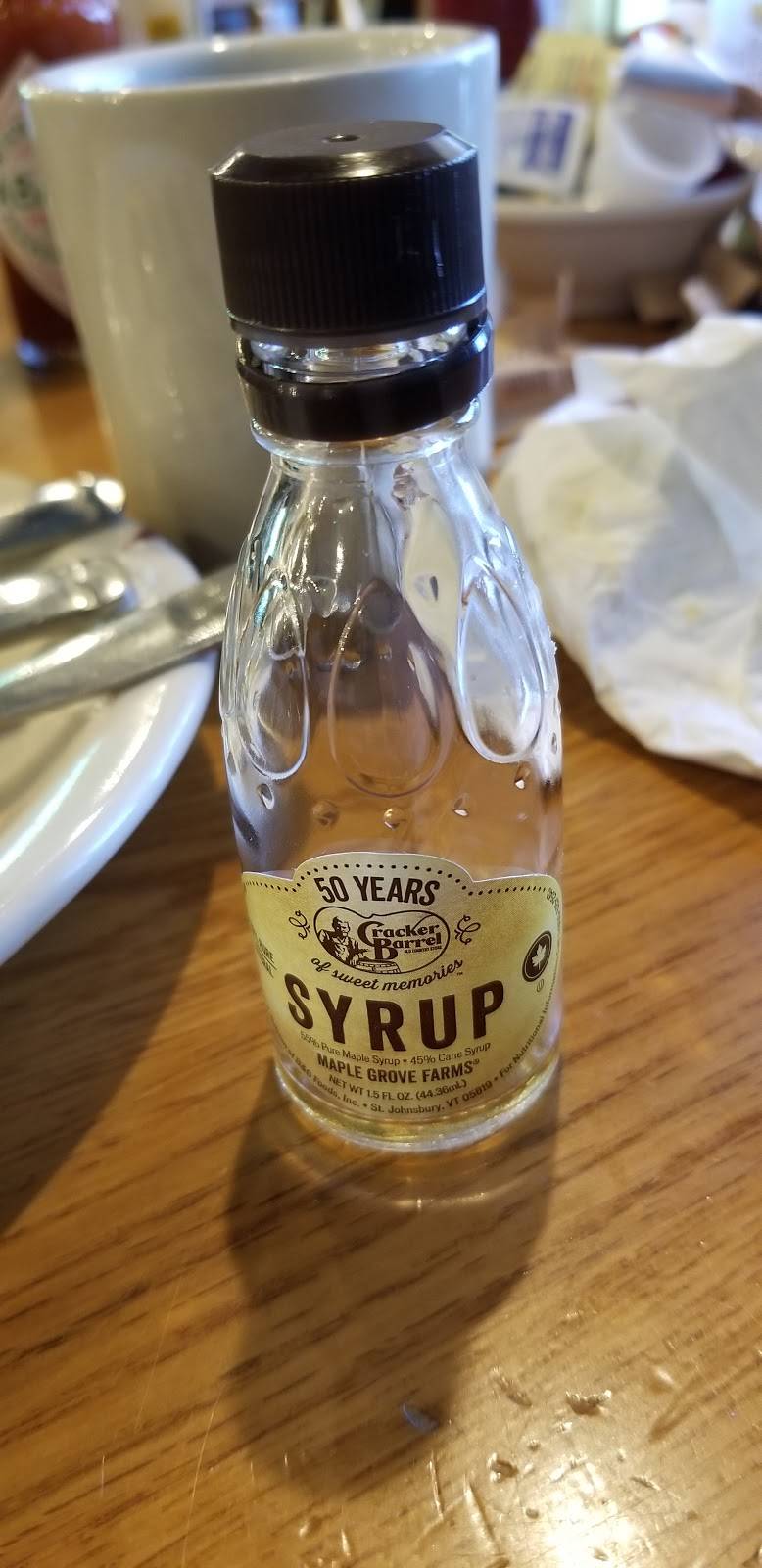 Cracker Barrel Old Country Store | restaurant | 217 Hillcrest Pkwy, Chesapeake, VA 23322, USA | 7574217077 OR +1 757-421-7077