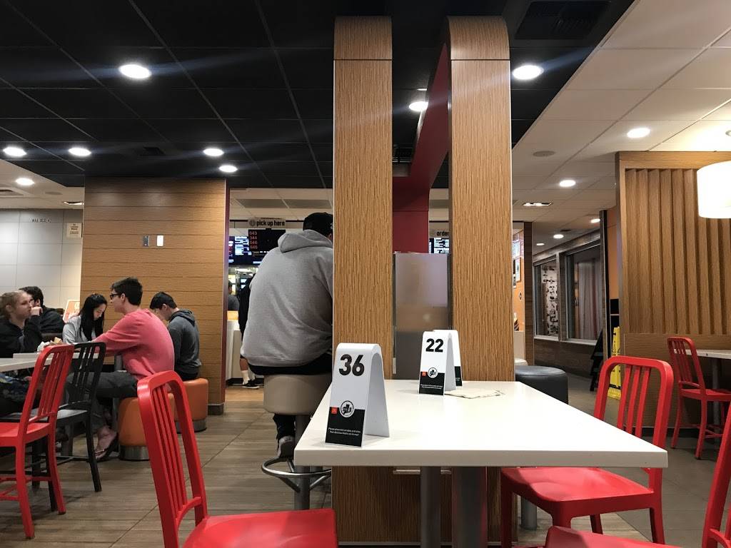 McDonalds | cafe | 1421 Mission St, Santa Cruz, CA 95060, USA | 8314236394 OR +1 831-423-6394