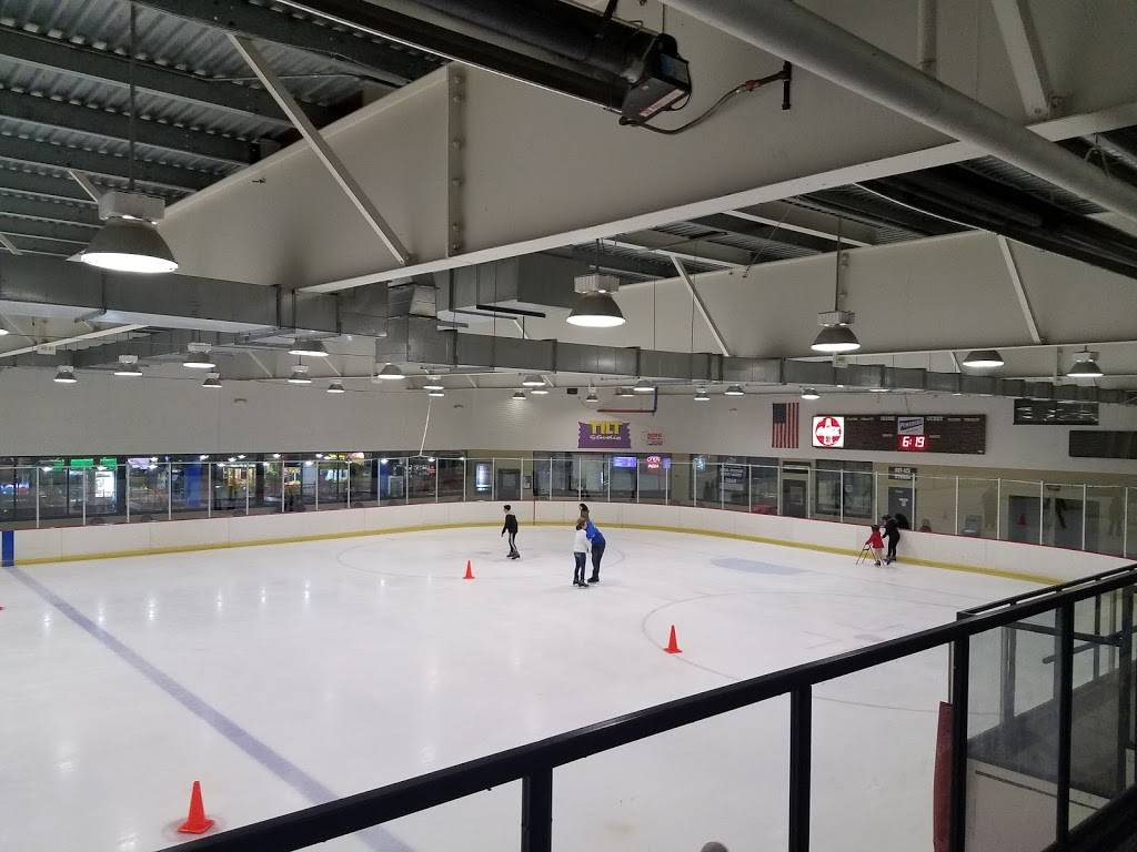 Tilt Studio Gurnee | restaurant | 6152 Grand Ave, Gurnee, IL 60031, USA | 8478561064 OR +1 847-856-1064