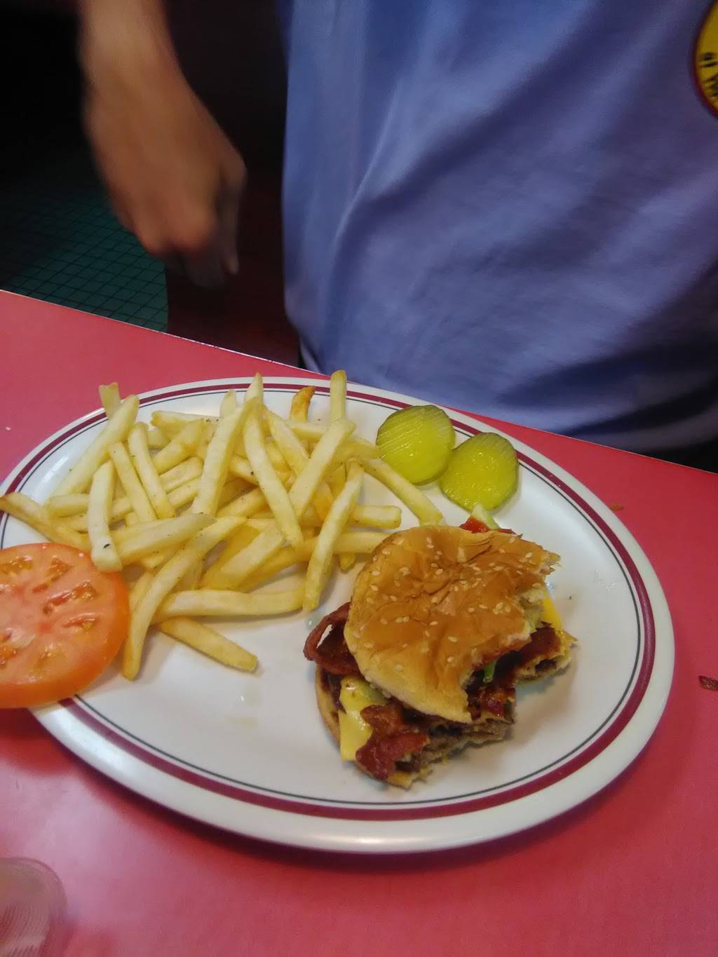 Huddle House | restaurant | 2531 US-25 BUS, Greenwood, SC 29646, USA | 8649432400 OR +1 864-943-2400