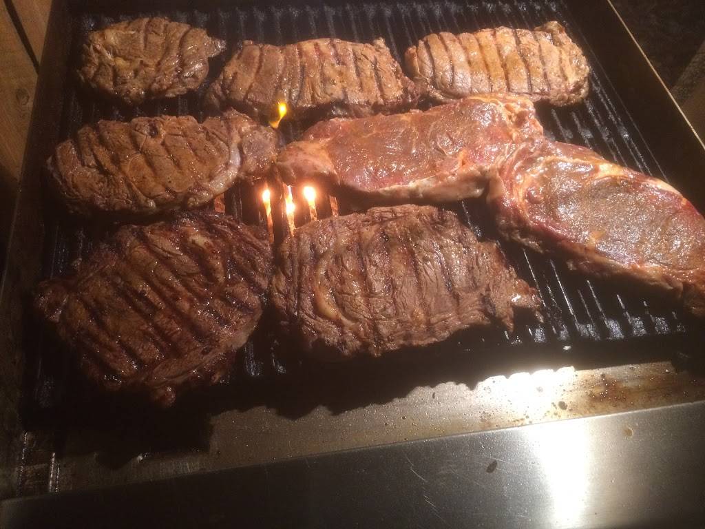 V Bar | restaurant | 1012 W Main St, Lyons, KS 67554, USA | 6204742043 OR +1 620-474-2043