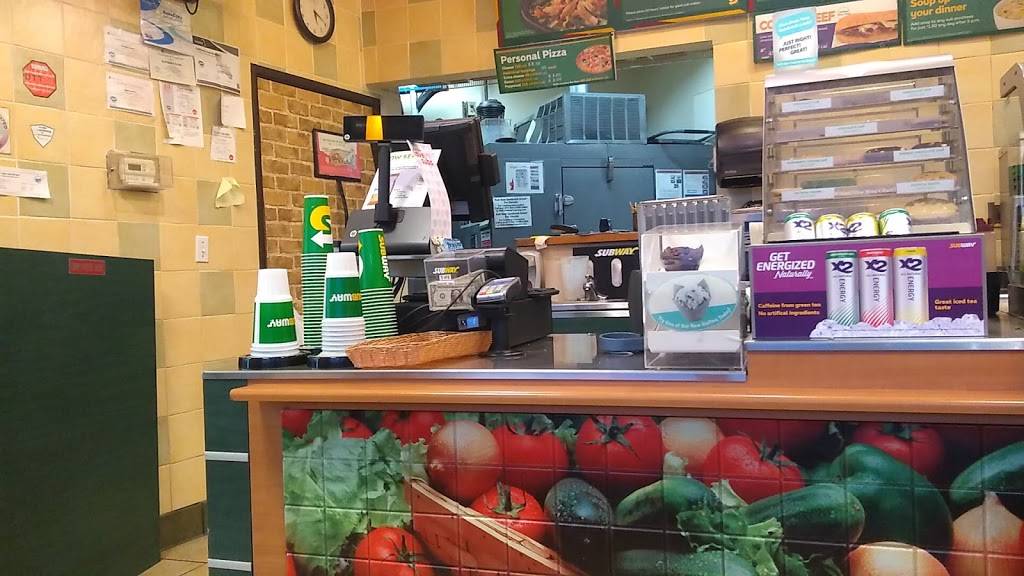 Subway Restaurants | restaurant | 80 Cabrillo Hwy AV1, Half Moon Bay, CA 94019, USA | 6507120330 OR +1 650-712-0330