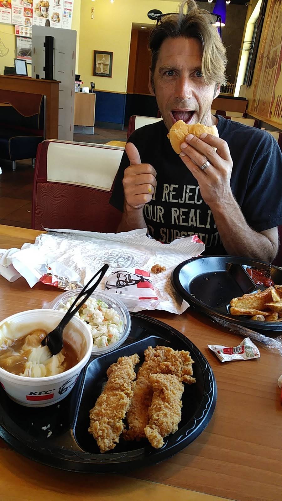 KFC | restaurant | 244 W Morton Ave, Jacksonville, IL 62650, USA | 2172459239 OR +1 217-245-9239