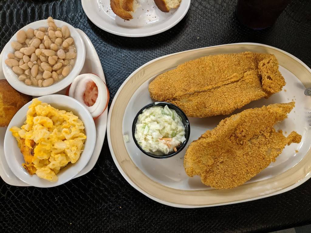 Hermans Soul Food & Catering | restaurant | 3821 Brainerd Rd, Chattanooga, TN 37411, USA | 4236245715 OR +1 423-624-5715