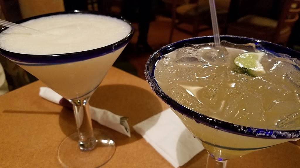 Laredos Restaurant | restaurant | 9797 W Higgins Rd, Rosemont, IL 60018, USA | 8476850673 OR +1 847-685-0673