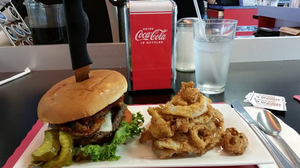 Lincoln Creamery | restaurant | 276 Front St #1, Lincoln, RI 02865, USA | 4017241050 OR +1 401-724-1050