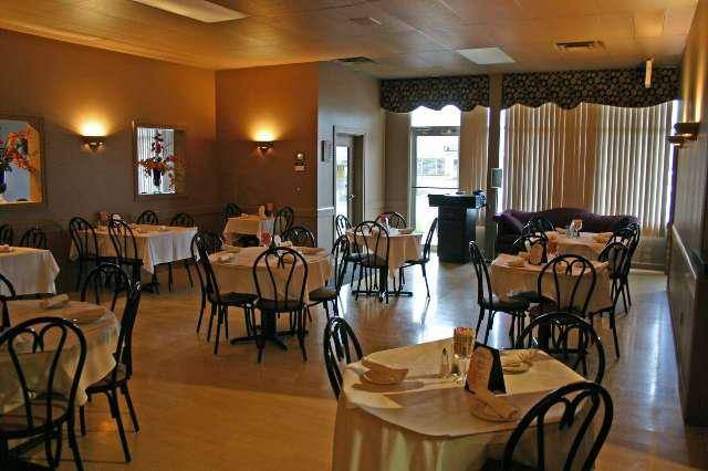 Vittorios Buon Appetito | restaurant | 29664 Euclid Ave, Wickliffe, OH 44092, USA | 4405857700 OR +1 440-585-7700