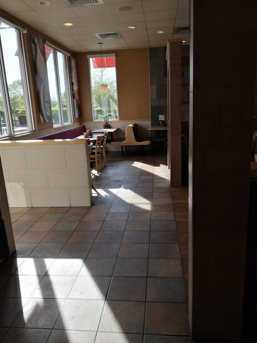 Dairy Queen Grill & Chill | restaurant | 464 W New Circle Rd, Lexington, KY 40511, USA | 8592589808 OR +1 859-258-9808