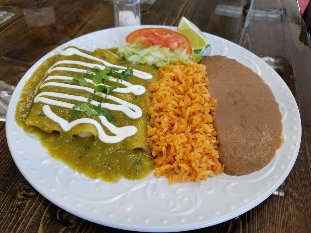 La Paisanita taqueria deli | restaurant | Inside Texaco, 2747 8th Ave, Fort Worth, TX 76110, USA | 6828410993 OR +1 682-841-0993