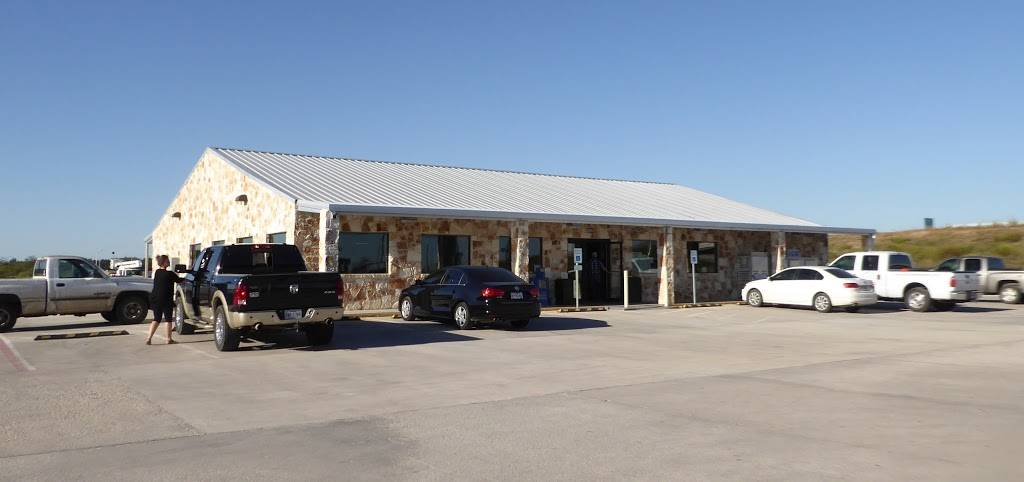 D. Boones Country Store & Cafe | cafe | 713 E Main St, Florence, TX 76527, USA | 2547933000 OR +1 254-793-3000