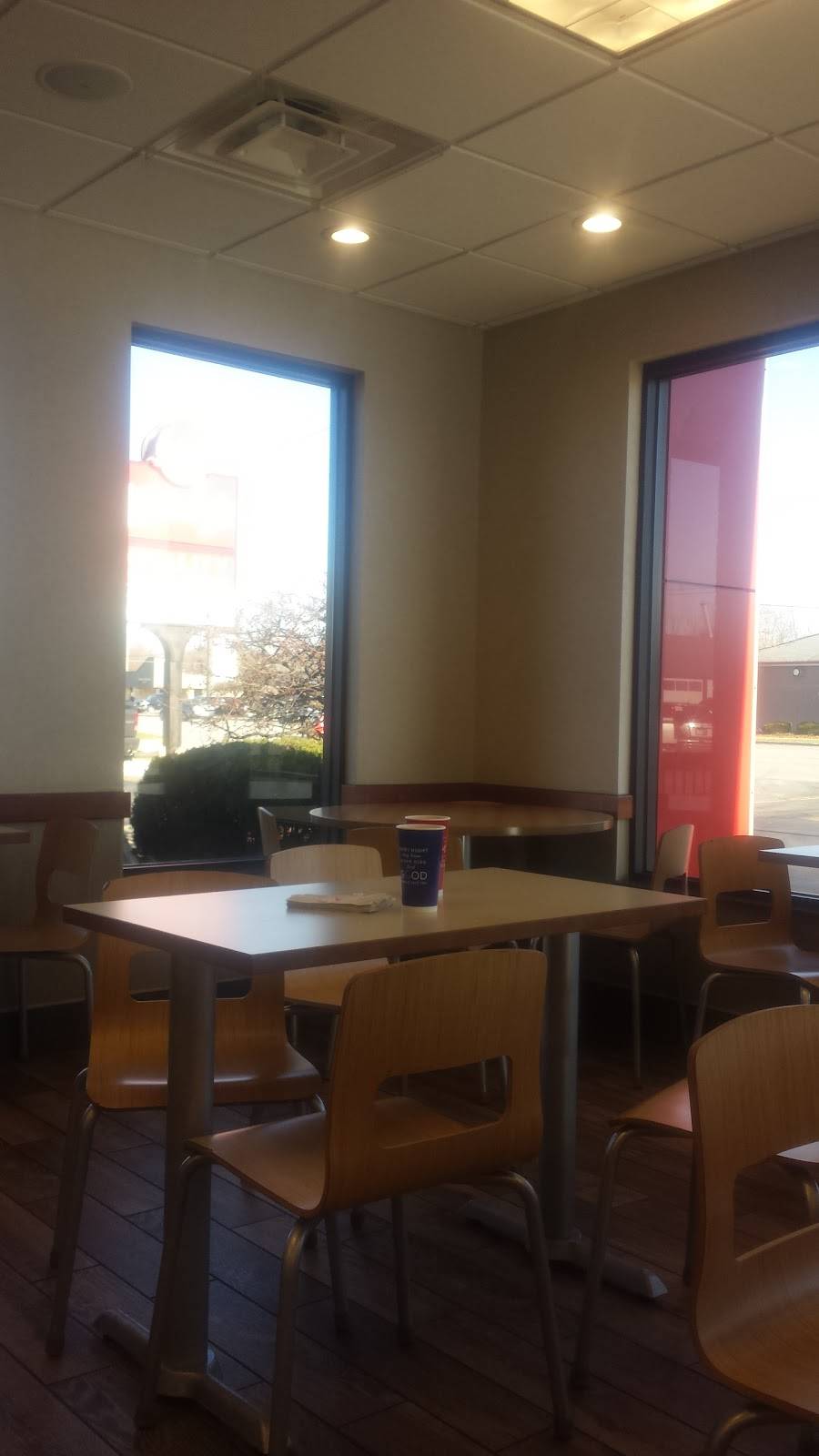 Wendys | restaurant | 1606 Shadeland Ave, Indianapolis, IN 46219, USA | 3173538441 OR +1 317-353-8441