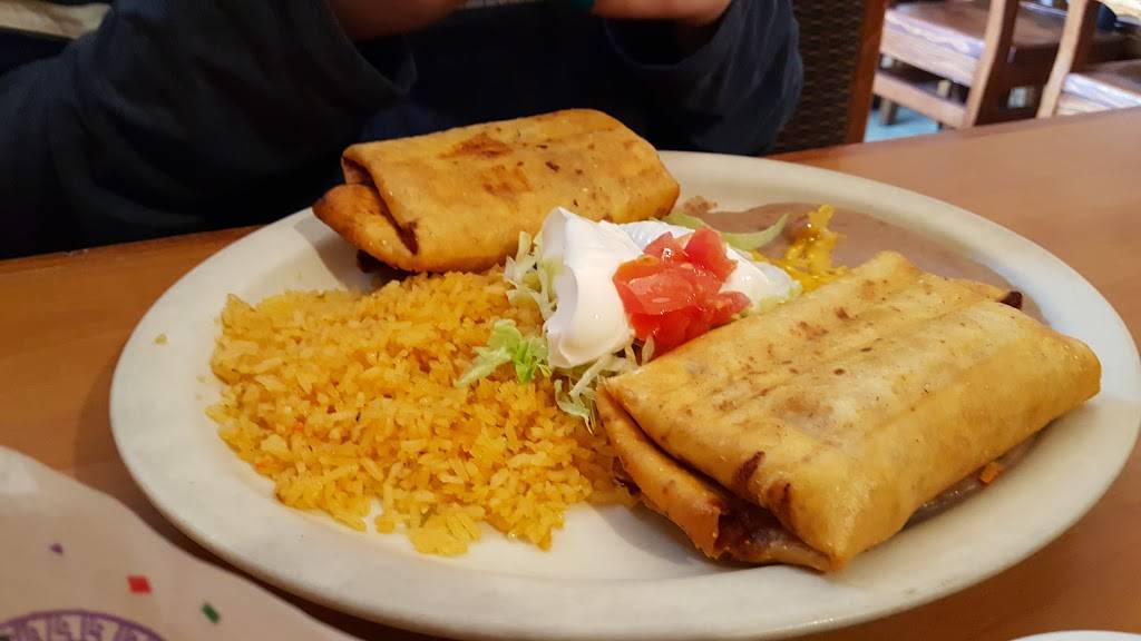 Los Pinos Mexican Restaurant | restaurant | 228 Washington Ave S, Orting, WA 98360, USA | 3608932333 OR +1 360-893-2333
