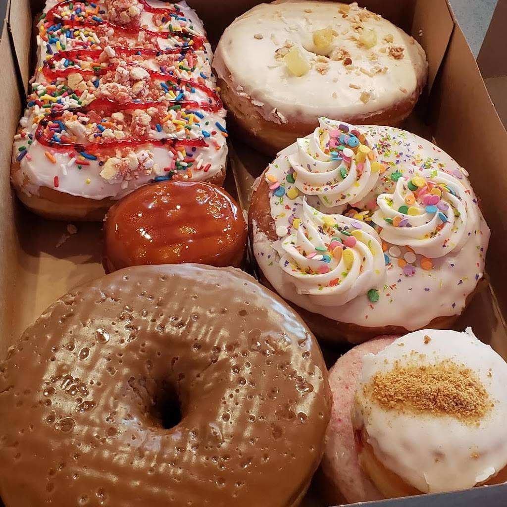 Donut Bar | bakery | 16205 N Scottsdale Rd, Scottsdale, AZ 85254, USA | 4806565754 OR +1 480-656-5754