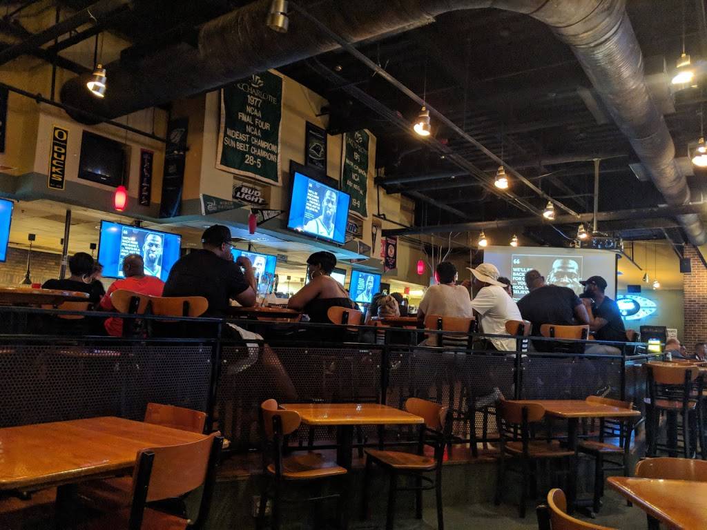 Picassos Sports Cafe | meal takeaway | 230 E W.T. Harris Blvd, Charlotte, NC 28262, USA | 7045959553 OR +1 704-595-9553