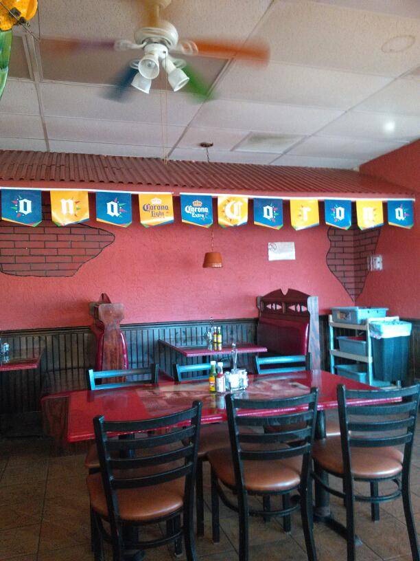 El Maguey | restaurant | 1908 S Broadway, Oak Grove, MO 64075, USA | 8166903005 OR +1 816-690-3005