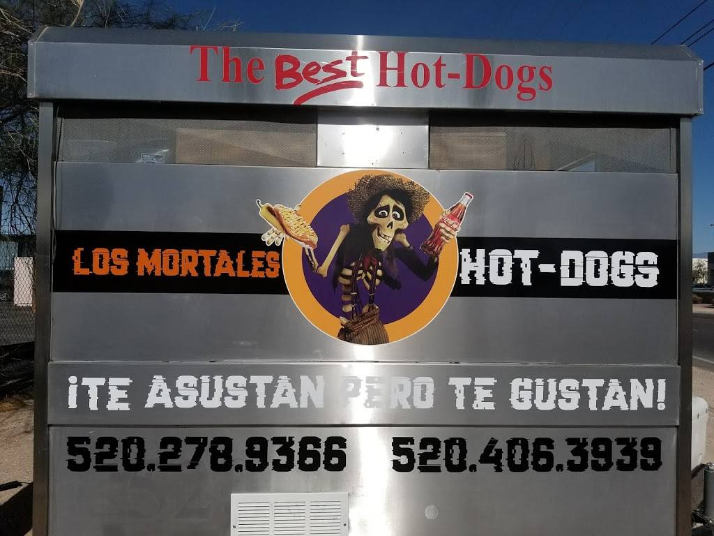 Los Mortales Hot Dogs | restaurant | 6400 S Country Club Rd, Tucson, AZ 85706, USA | 5204063939 OR +1 520-406-3939
