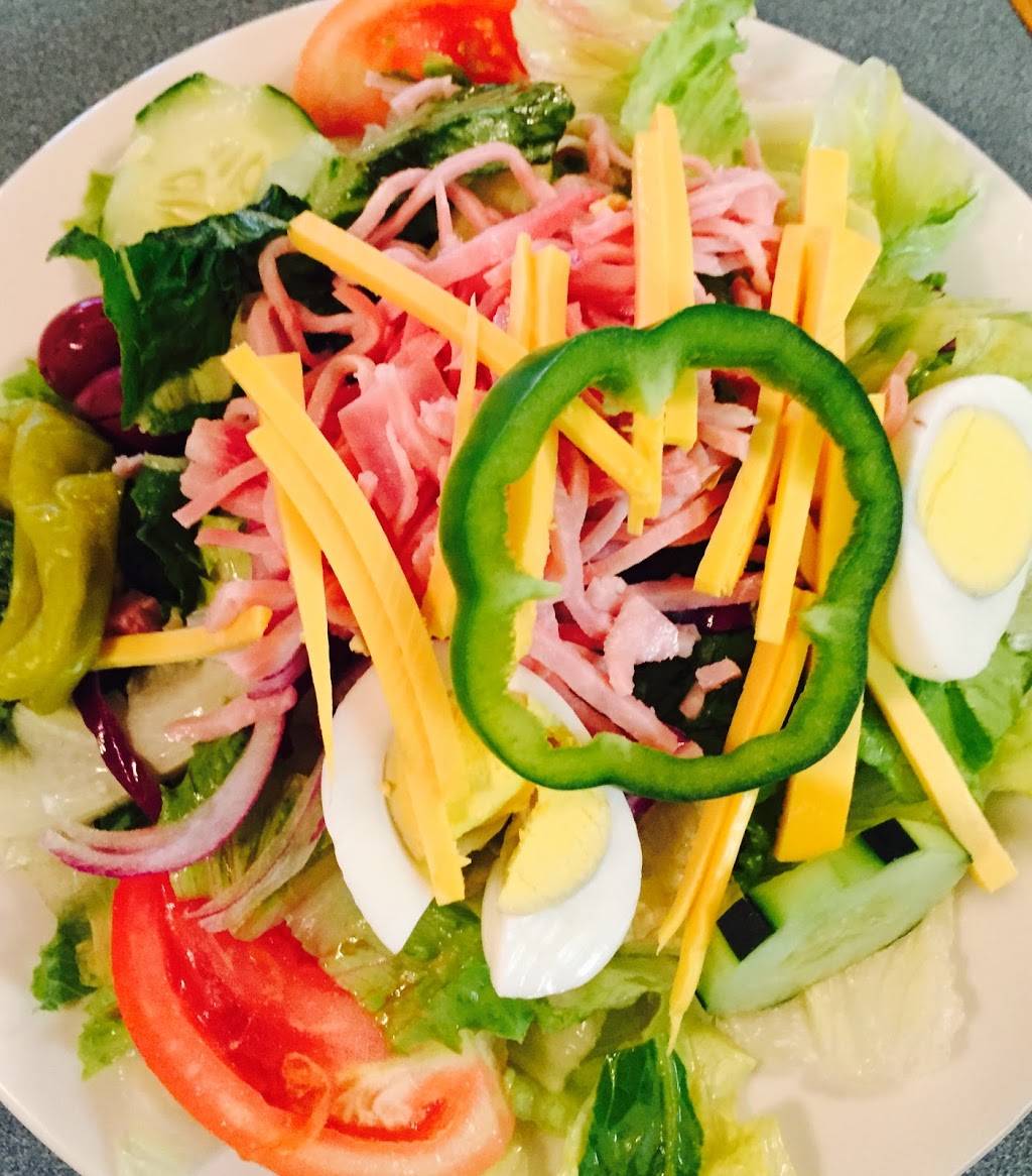 Giovannis Pizza | restaurant | 711 Miller St, Albertville, AL 35950, USA | 2568787881 OR +1 256-878-7881