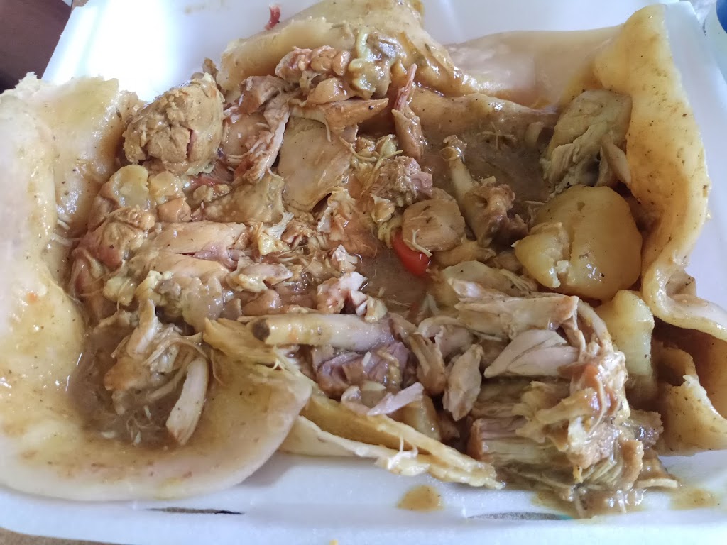 Jerk & Juice | restaurant | 440 E McCullough Dr Suite 126, Charlotte, NC 28262, USA | 9802995038 OR +1 980-299-5038