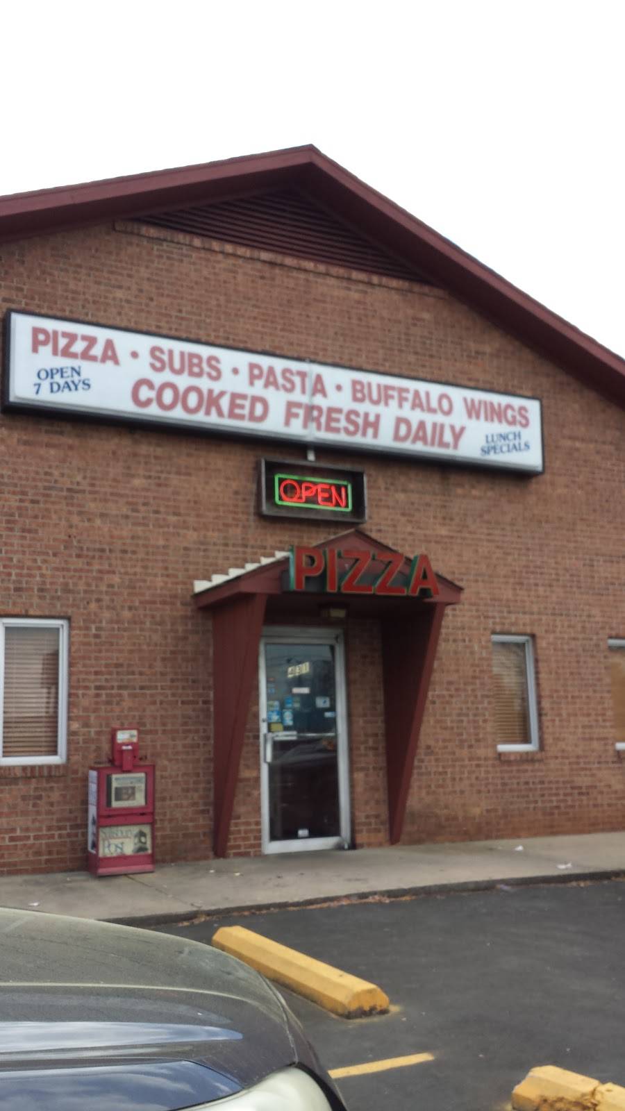 Christos Family Restaurant | restaurant | 431 E Innes St, Salisbury, NC 28144, USA | 7046379050 OR +1 704-637-9050