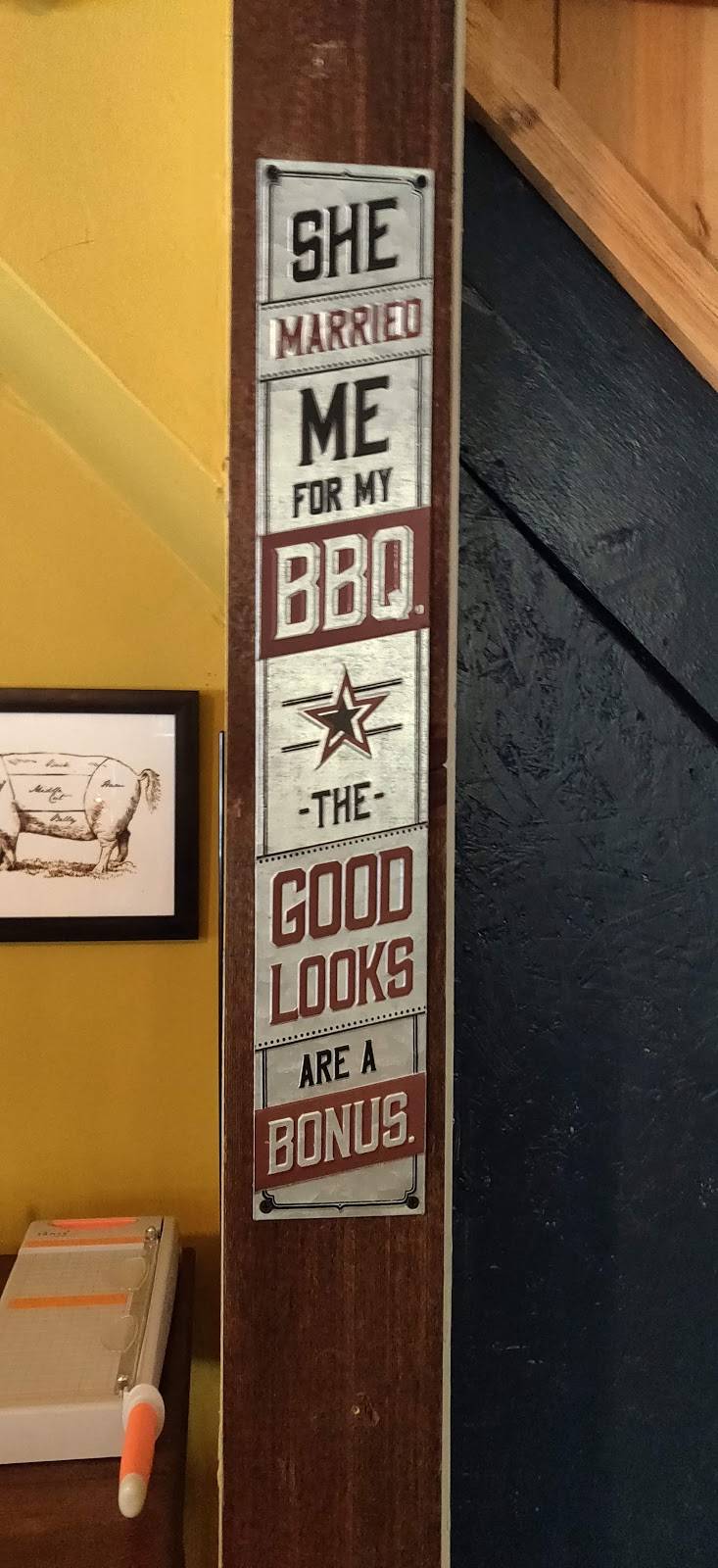 Jeromes Fine Swine & BBQ | restaurant | 13212 TN-28, Whitwell, TN 37397, USA | 4236588550 OR +1 423-658-8550