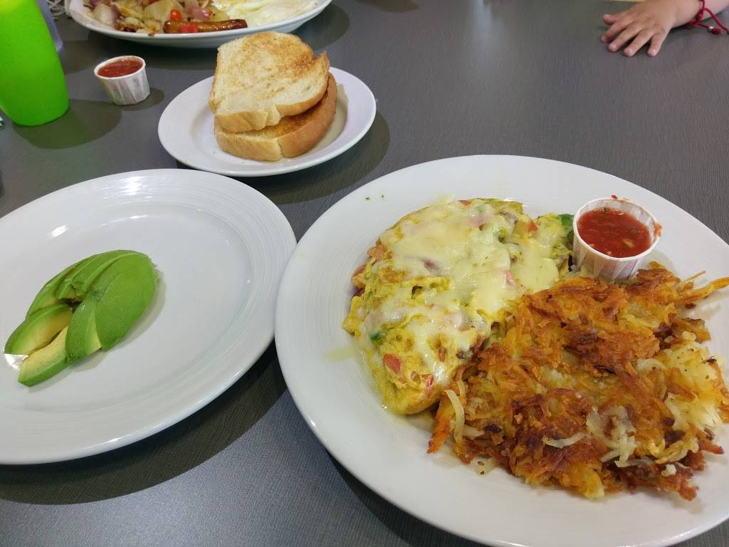 Silver Spoon Restaurant | restaurant | 900 N Citrus Ave, Covina, CA 91722, USA | 6263310311 OR +1 626-331-0311