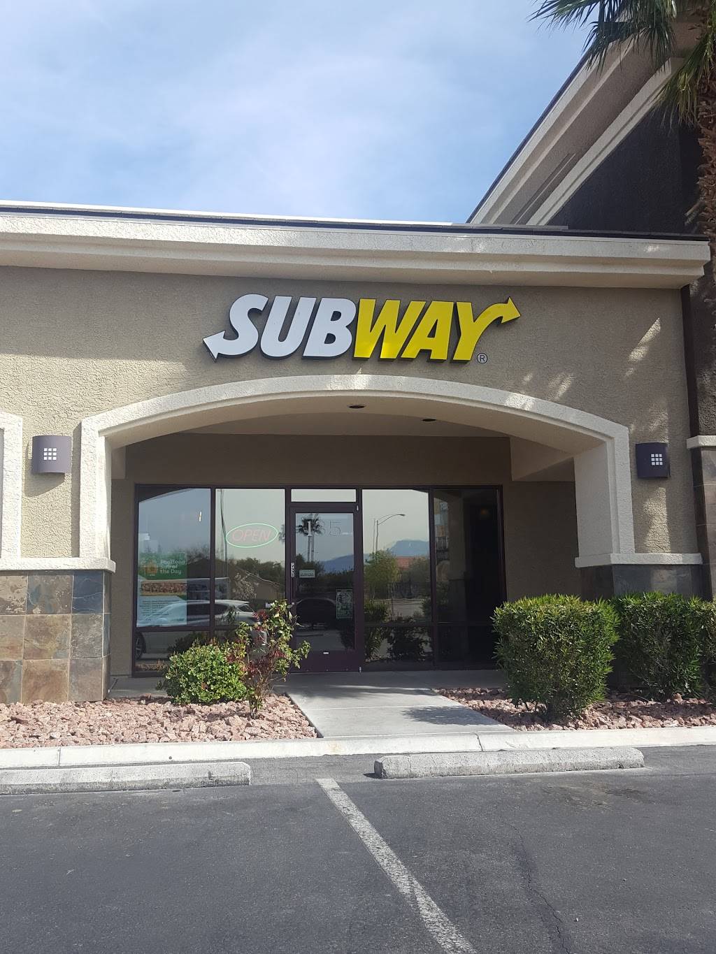 Subway | restaurant | 8790 S Maryland Pkwy, Las Vegas, NV 89123, USA | 7026563519 OR +1 702-656-3519