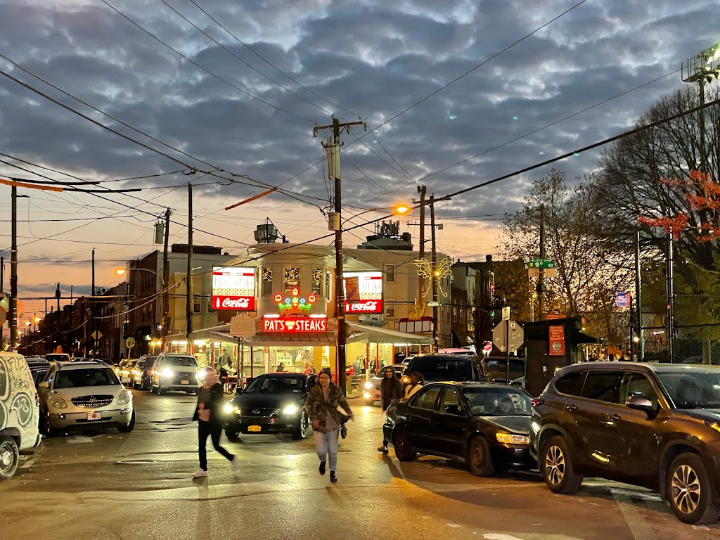Pats King of Steaks | restaurant | 1237 E Passyunk Ave, Philadelphia, PA 19147, USA | 2154681546 OR +1 215-468-1546