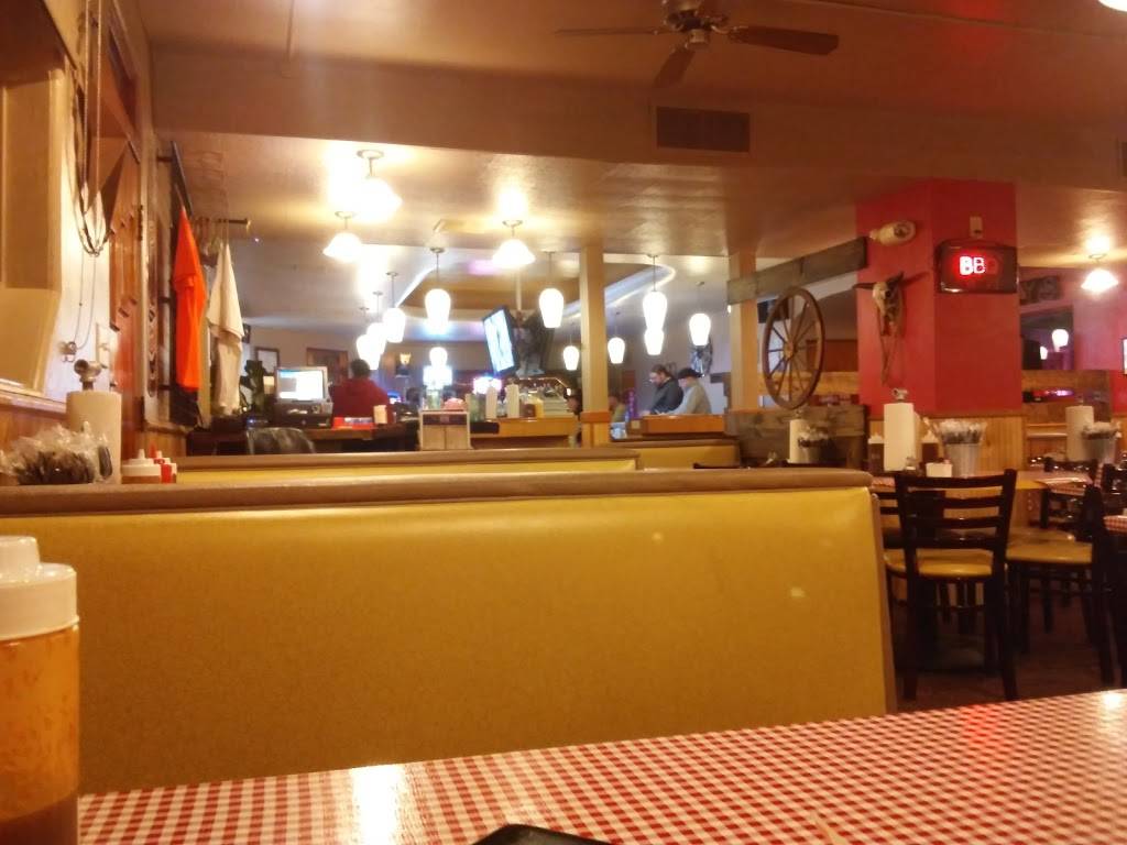 Dig Dougs BBQ | restaurant | 2322 N Bloomington St, Streator, IL 61364, USA | 8155109956 OR +1 815-510-9956