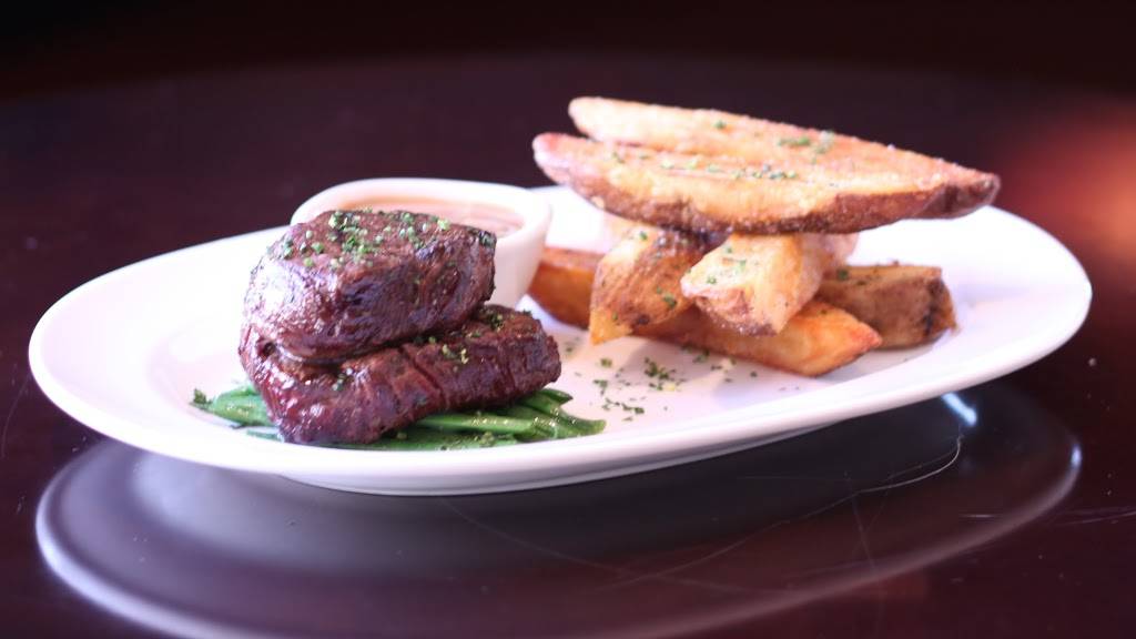 Marlows Tavern | restaurant | J1, 547 N Alafaya Trail, Orlando, FL 32828, USA | 4077570606 OR +1 407-757-0606