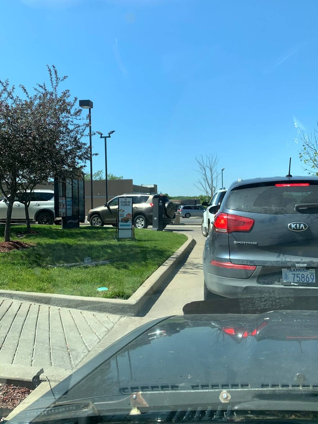 Long John Silvers | restaurant | 3201 S 4th St, Leavenworth, KS 66048, USA | 9136825255 OR +1 913-682-5255