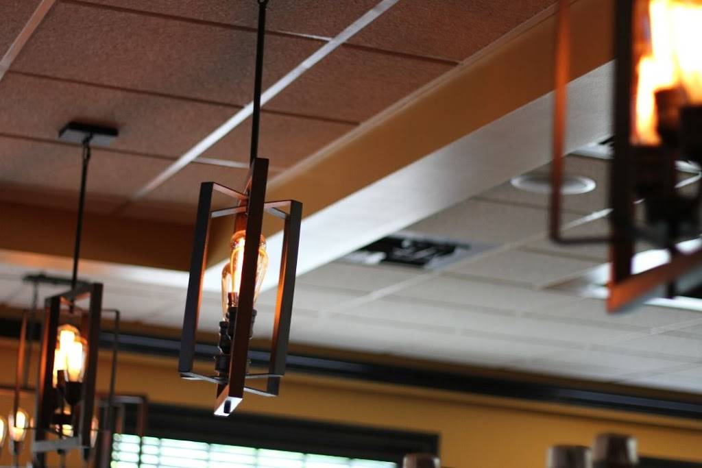 The Hare & The Hound | restaurant | 58 Main Street, Putnam, CT 06260, USA | 8603159220 OR +1 860-315-9220