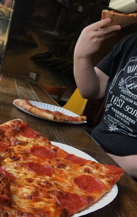 Pizza Rounds | restaurant | 422 Waterloo St, London, ON N6B 2P2, Canada | 5198088888 OR +1 519-808-8888