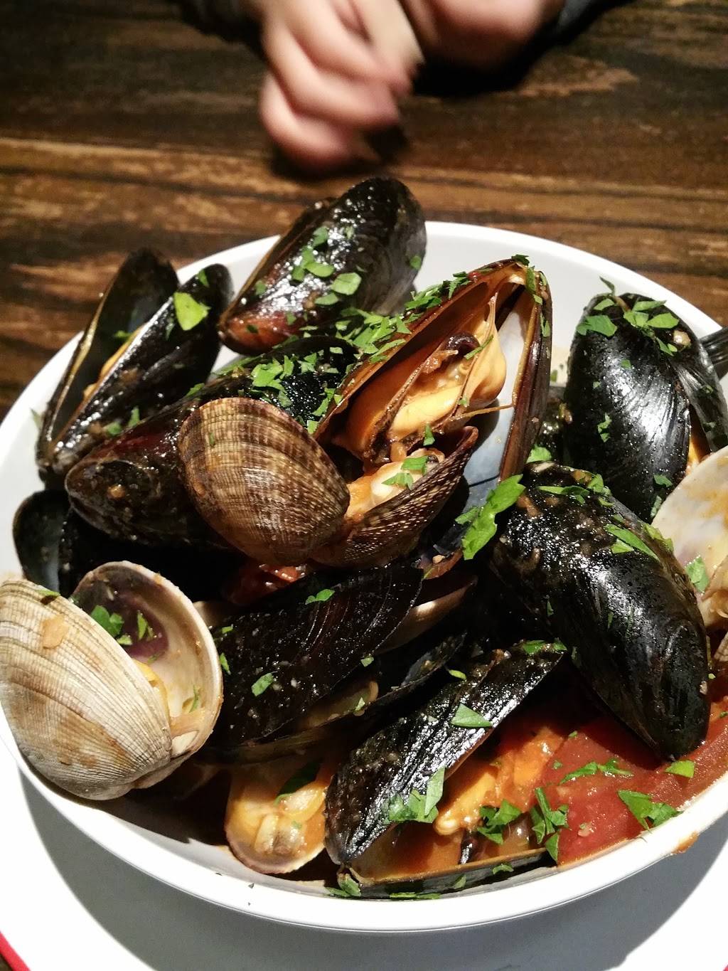 Hudson House | restaurant | 514 N Pacific Coast Hwy, Redondo Beach, CA 90277, USA | 3107989183 OR +1 310-798-9183