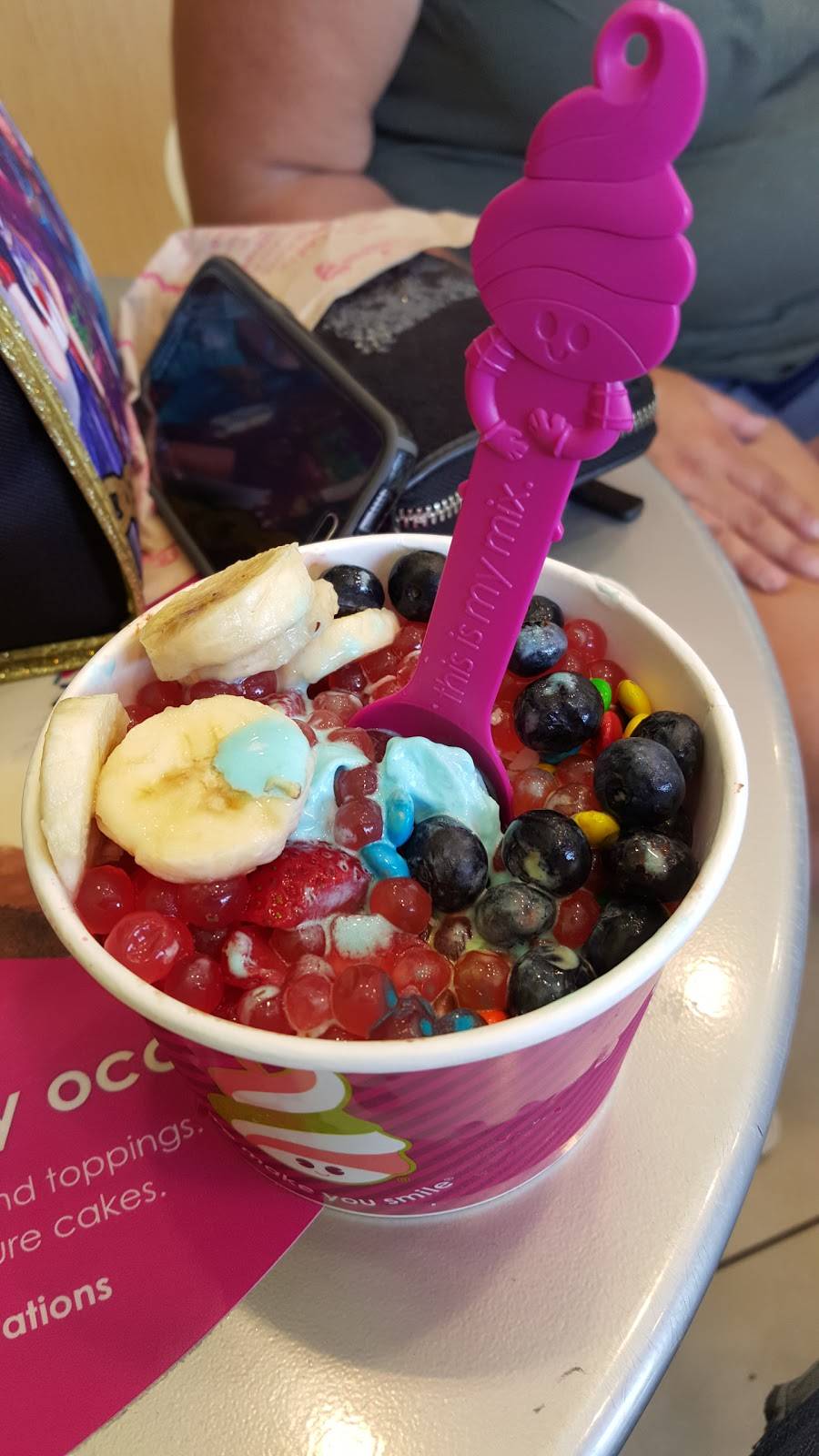 Menchies Frozen Yogurt | bakery | 1265 N Hacienda Blvd, La Puente, CA 91744, USA | 6269181924 OR +1 626-918-1924