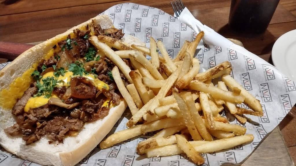 Fox & Hound | restaurant | 1416 N Roselle Road Units 30-32, Schaumburg, IL 60195, USA | 8478846821 OR +1 847-884-6821